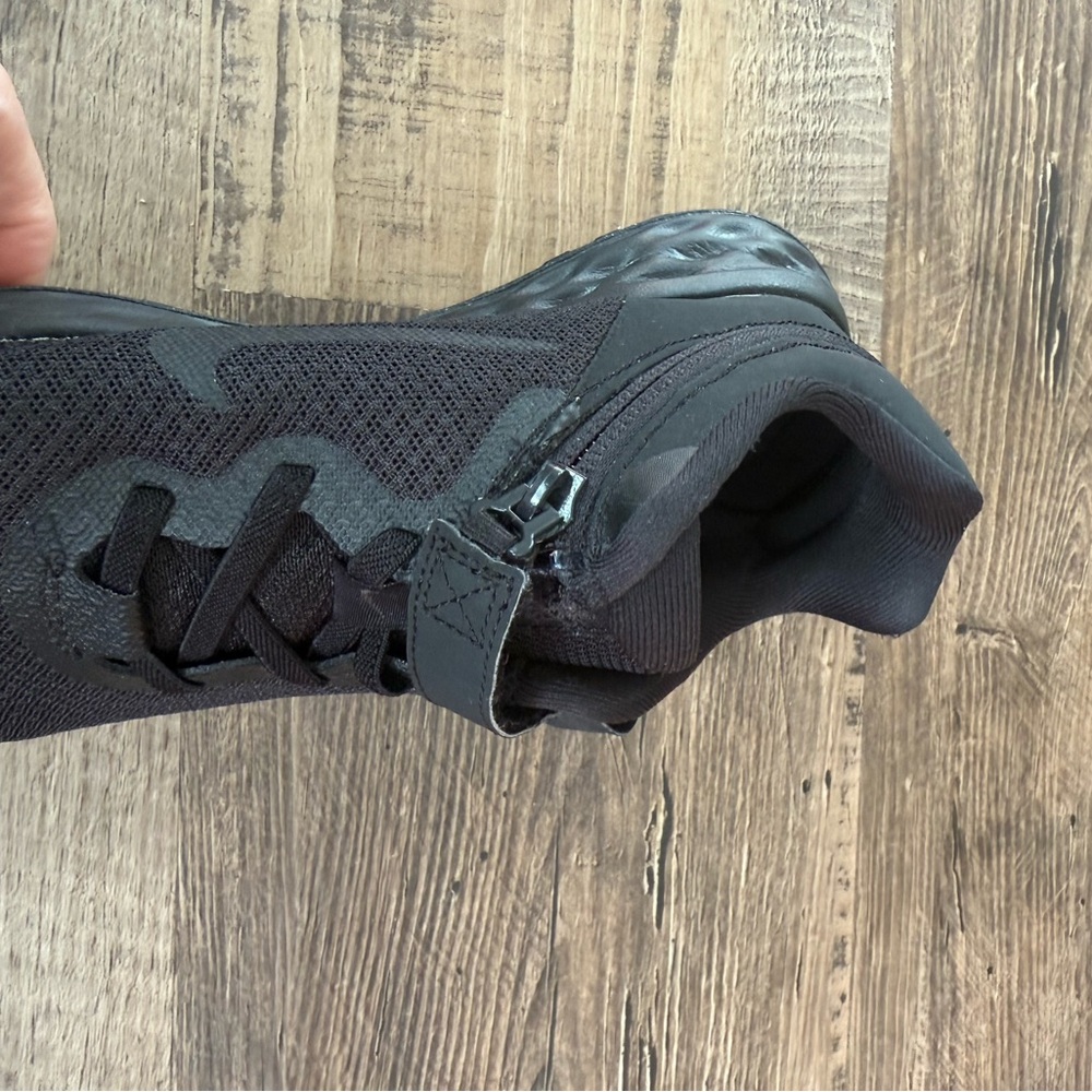 Nike Flyease Kids Black Sneakers Youth size 3 - Picture 12 of 13